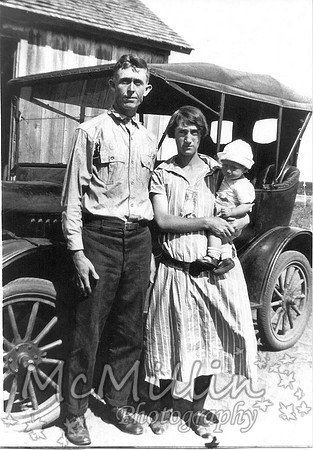 1925 GPs Floyd and Lillie Owen with Ray