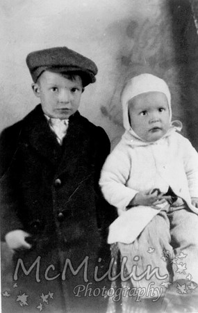 1933 uncle Murray and Dad2