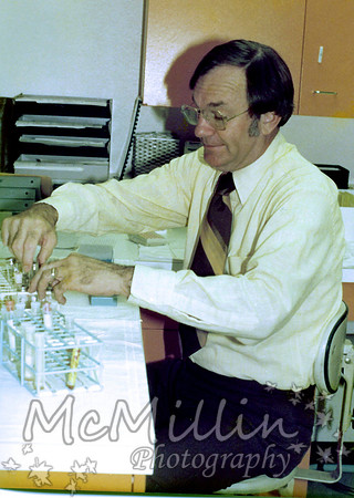 1978 Med Arts Lab Dr Dunn in RIA