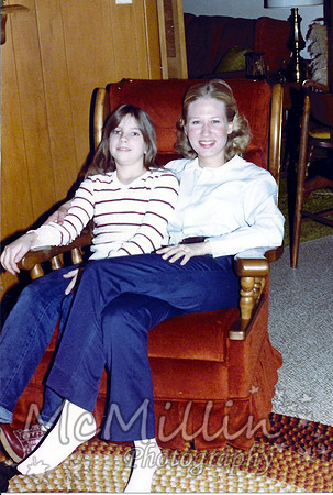 1981 Xmas Cheryl and Susie (1)