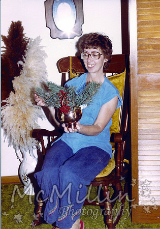 1981 Xmas mom