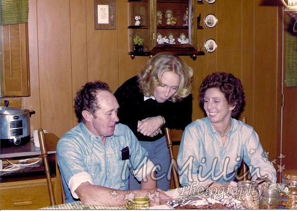 1981 Xmas Walt Debbie Velma