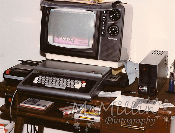 1984 Radio Shack TRS 80 color computer