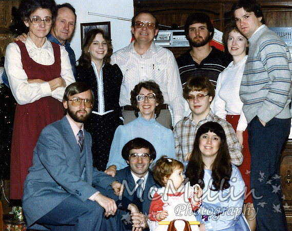 1985 Xmas family at my Yukon house